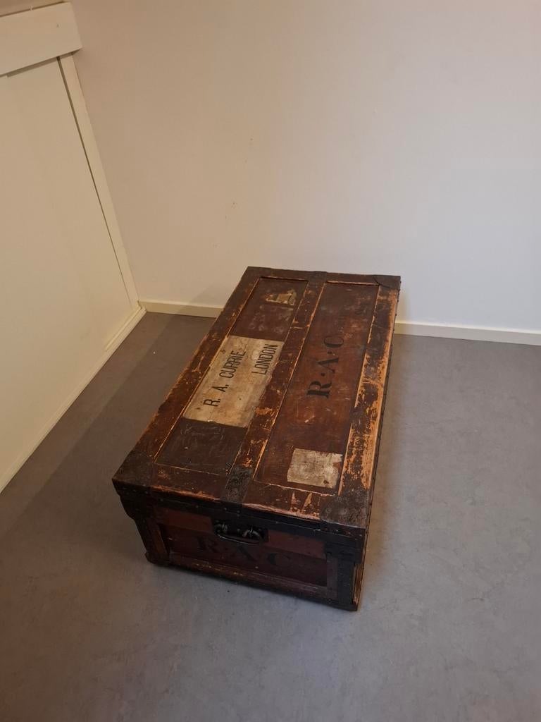 Antieke scheepskist, Ophalen