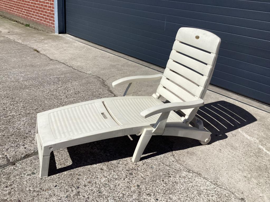 Wit Hartman ligbed, Tuin en Terras, Ligbedden, Ophalen, Gebruikt, Kunststof, Verstelbaar