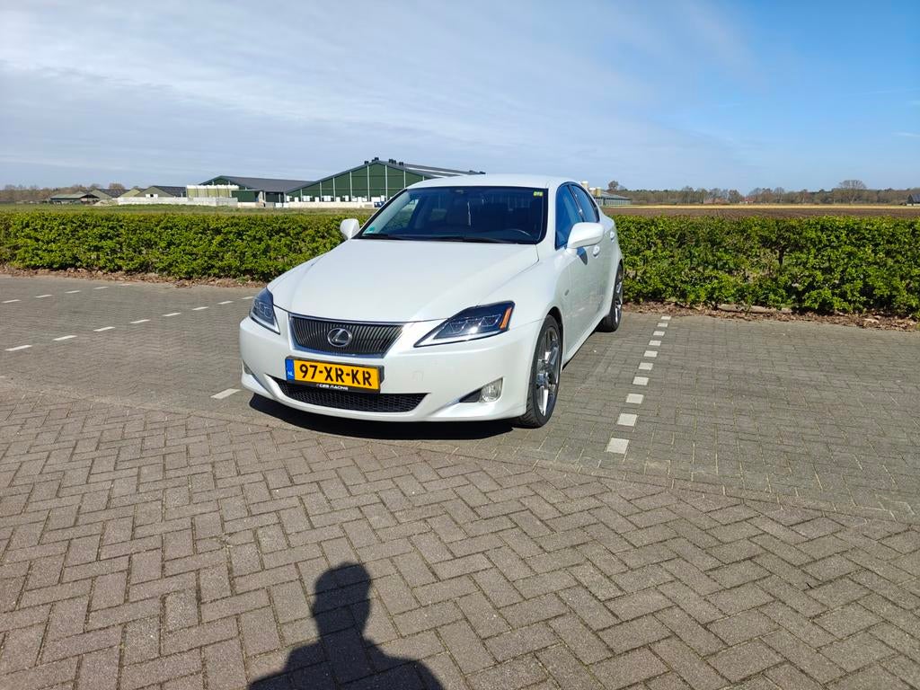 Lexus IS 250 2.5 AUT 2007 Grijs, Auto's, Lexus, Achterwielaandrijving, Beige, 1535 kg, Wit