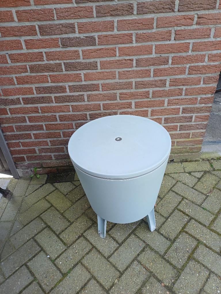 Keter Cool Bar Bijzettafel met  inhoud 30 liter, uittrekbaar, Huis en Inrichting, Ophalen of Verzenden, In hoogte verstelbaar