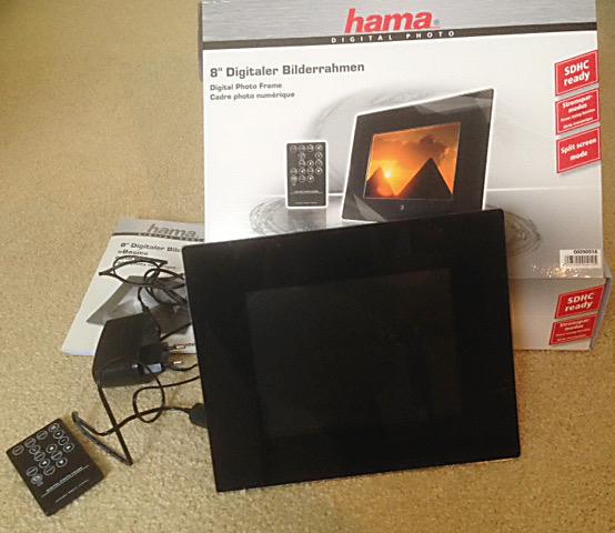 Hama digitale fotolijst 8", Audio, Tv en Foto, Fotografie | Digitale fotolijsten, Zo goed als nieuw, Afstandsbediening, 8 tot 12 inch