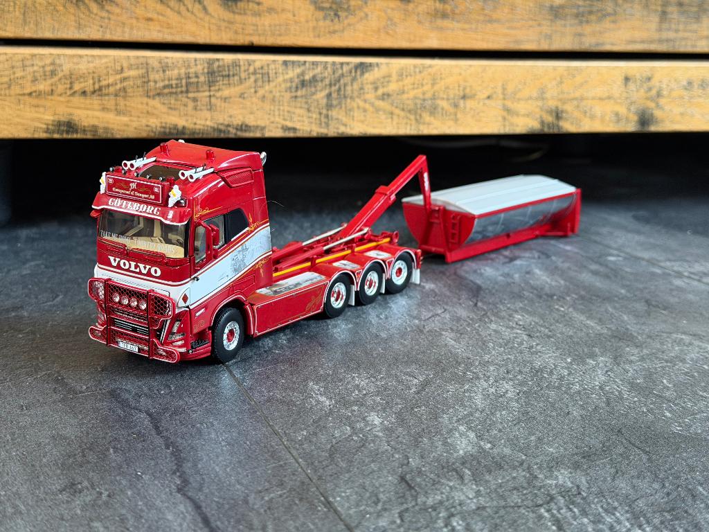 WSI Volvo JH Entreprenad & Transport AB, Ophalen of Verzenden, Zo goed als nieuw, Bus of Vrachtwagen, Wsi