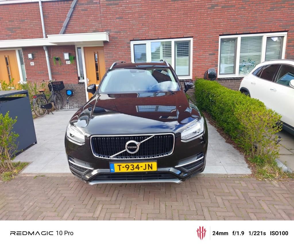Volvo XC90 T5 250pk Geartronic R-Design 7P AWD 2018 Zwart, 4 cilinders, 1969 cc, USB, 7 stoelen