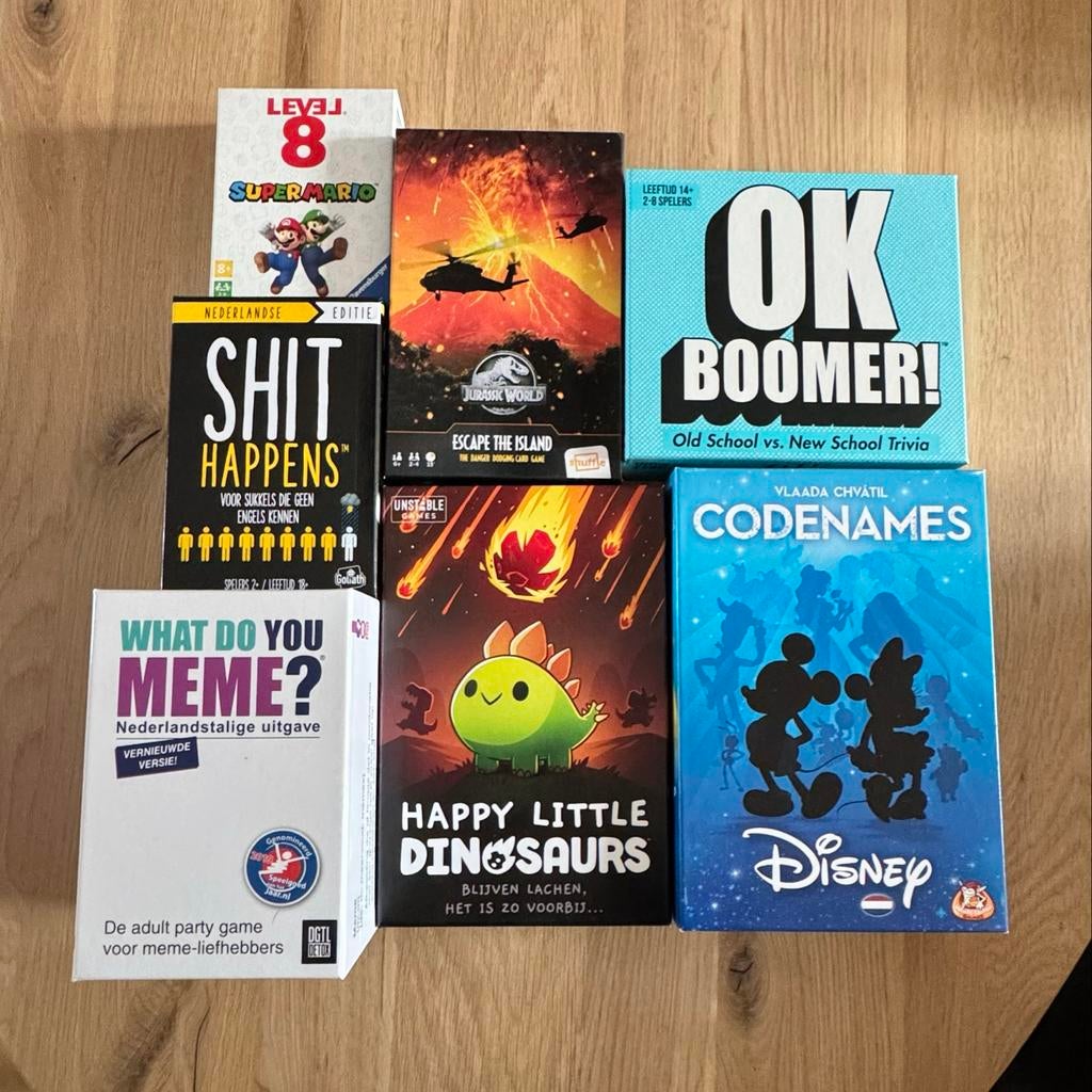 Meerdere bordspellen (o.a. Shit Happens en Codenames), Vijf spelers of meer, Verzenden, Gebruikt