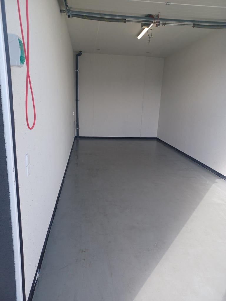garage/opslag/bedrijfs unit te huur Breda, Auto diversen