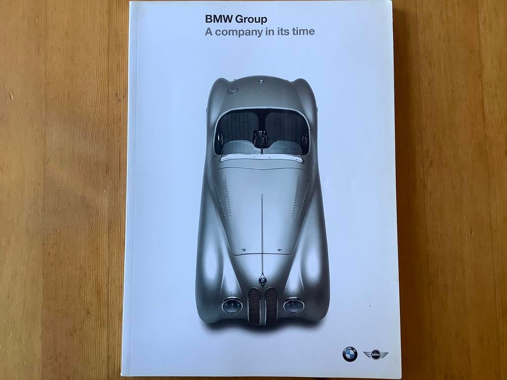 Boek BMW historie auto’s en motoren, Boeken, Auto's | Boeken, Ophalen of Verzenden, Zo goed als nieuw, BMW