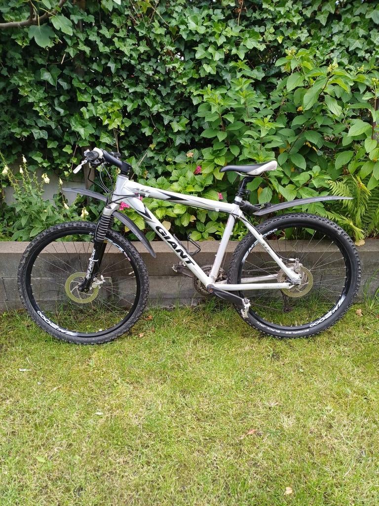 Giant XTC Mountainbike - Goede staat, inclusief spatborden, Fietsen en Brommers, Fietsen | Mountainbikes en ATB, Ophalen, Gebruikt