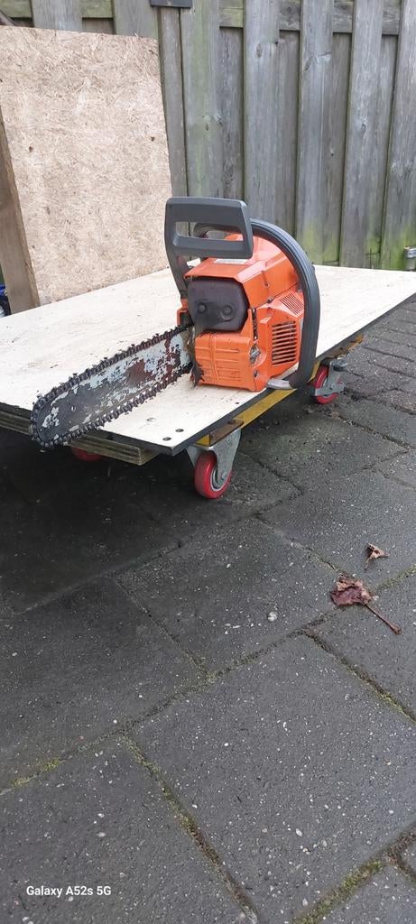 Husqvarna kettingzaag 55, Tuin en Terras, Hand-tuingereedschap, Ophalen of Verzenden, Gebruikt