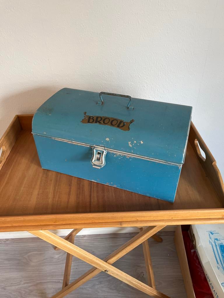 Blauwe broodtrommel met 'BROOD' opschrift, Ophalen, Gebruikt, Metaal, Minder dan 50 cm