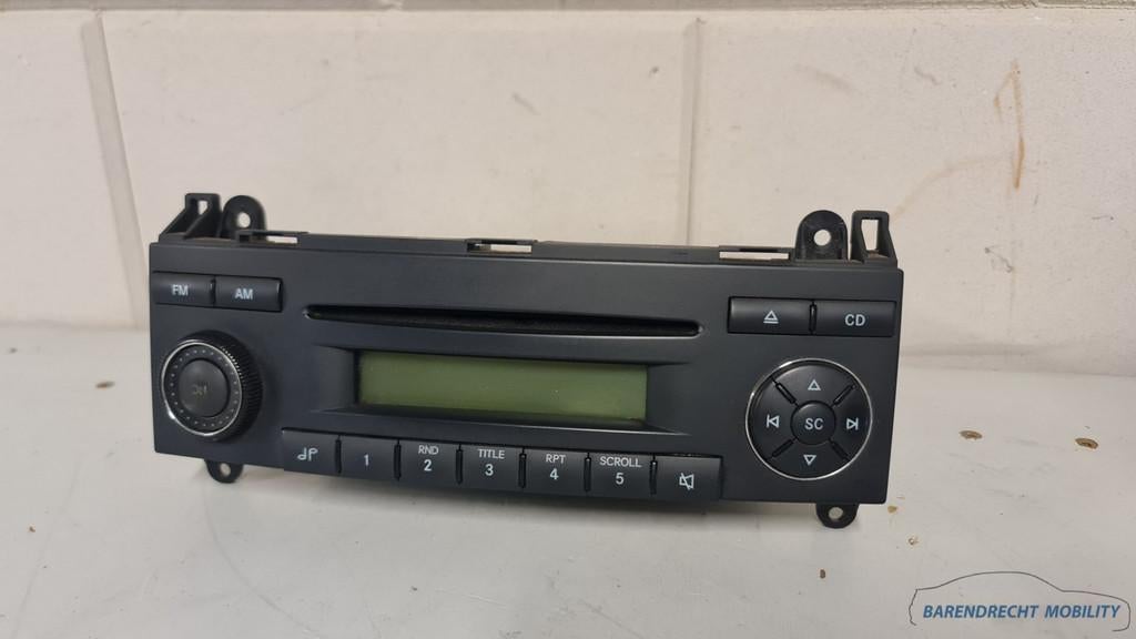 Radio CD speler Mercedes Sprinter W906 A0048203986 origineel, Gebruikt, Mercedes-Benz AG, Mercedes-Benz, Ophalen of Verzenden