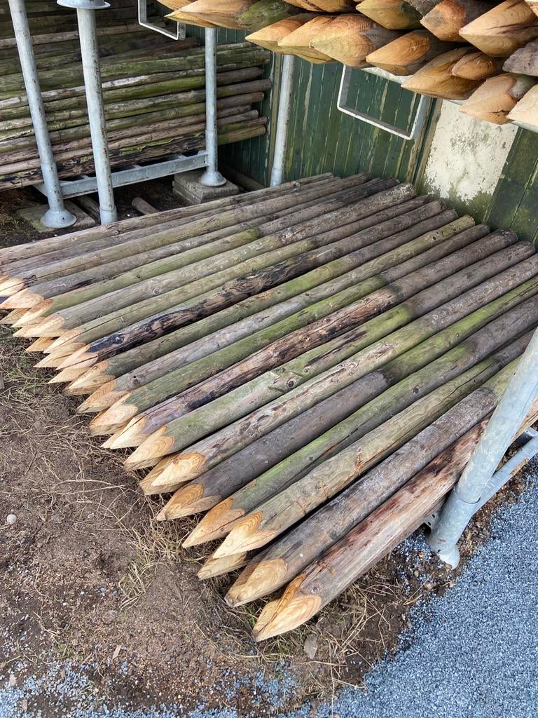 Weidepalen 9cm dik, 2 meter lang, Tuin en Terras, Palen, Balken en Planken, Ophalen, Zo goed als nieuw, 250 cm of meer, Palen