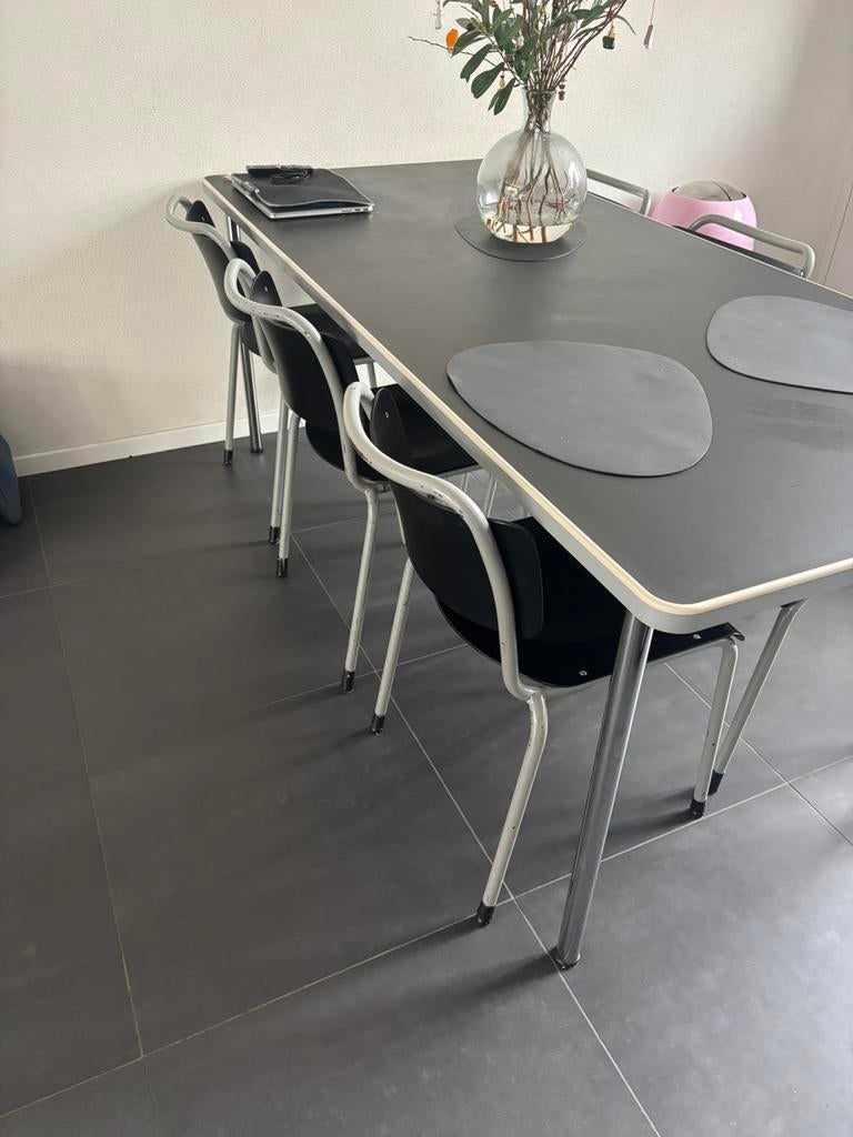 Gispen TU Delft school stoelen 6x, 100 tot 150 cm, Zo goed als nieuw, Metaal, Rechthoekig