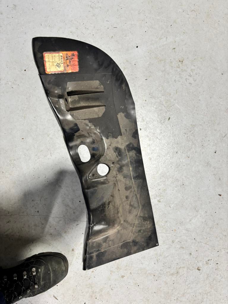 Vw kever 1967 < inlas deel chassissteun, Volkswagen, Nieuw, Ophalen of Verzenden, Achter