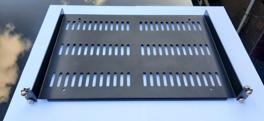 StarTech 1U 19 inch geperforeerd legbord, Computers en Software, Serverkasten, Ophalen