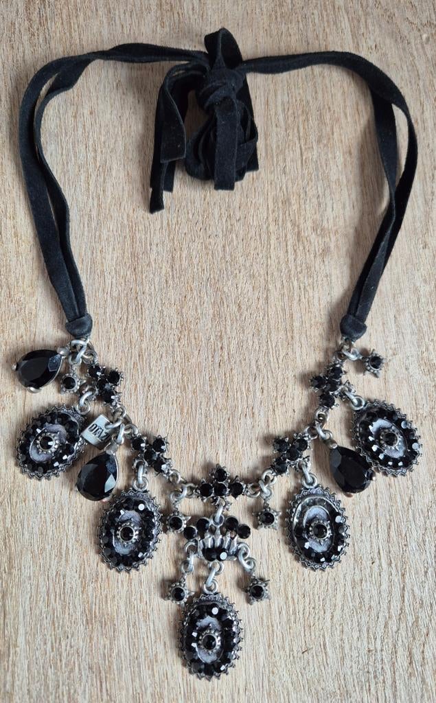 Otazu statement ketting zilver met zwarte kristallen, Ophalen of Verzenden, Zo goed als nieuw, Zilver, Overige materialen