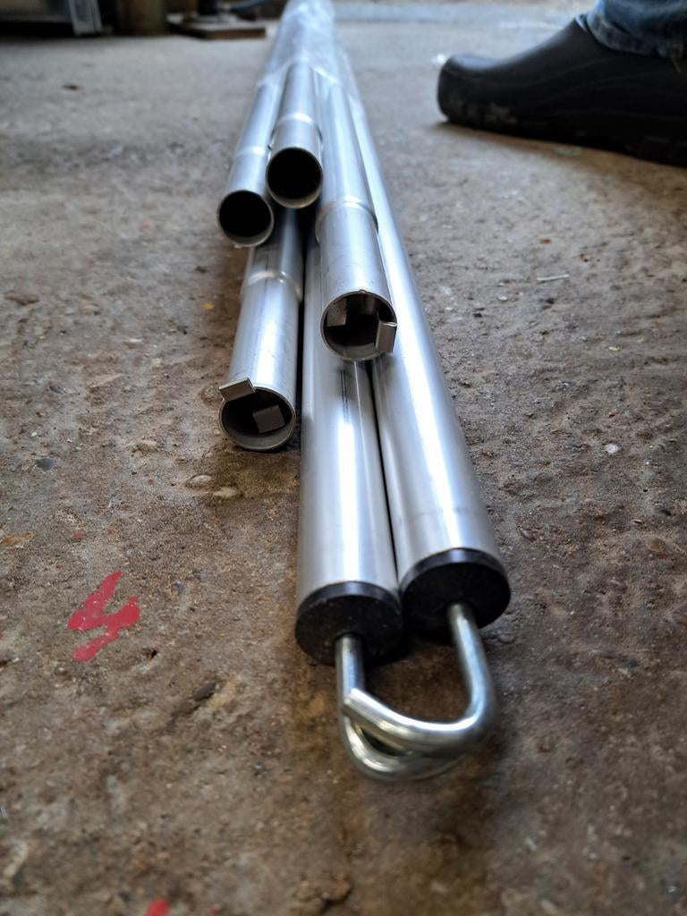 Aluminium tentstokken / dakliggers (2 sets), Ophalen, Gebruikt