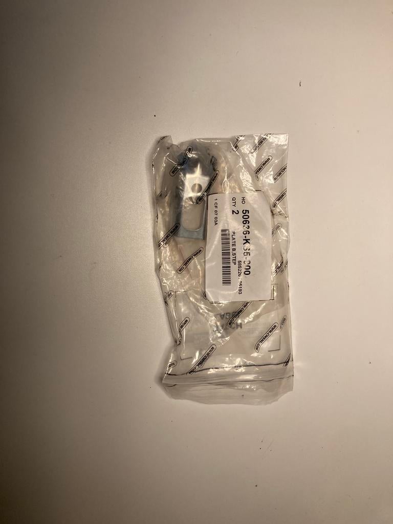 Honda step plate, Motoren, Onderdelen | Honda, Ophalen of Verzenden, Nieuw