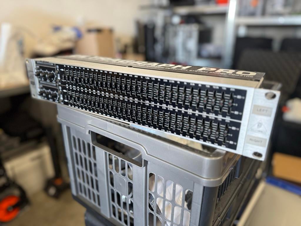 Behringer Ultragraph Pro Equalizer - Topstaat!, Muziek en Instrumenten, Versterkers | Keyboard, Monitor en PA, Zo goed als nieuw