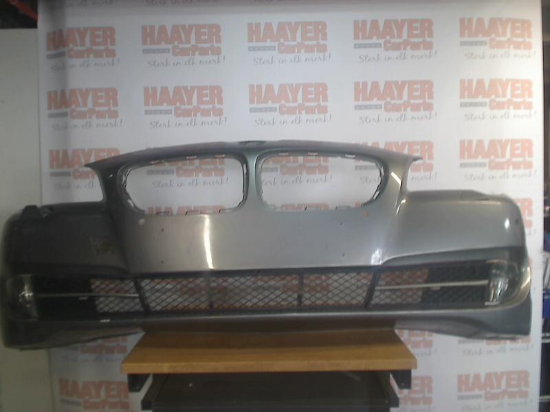 Bumper Voor BMW 5 serie (F10) (2010-06/2016-10), Gebruikt, Petuelring 130, München 80809, , Duitsland, Bumper, BMW