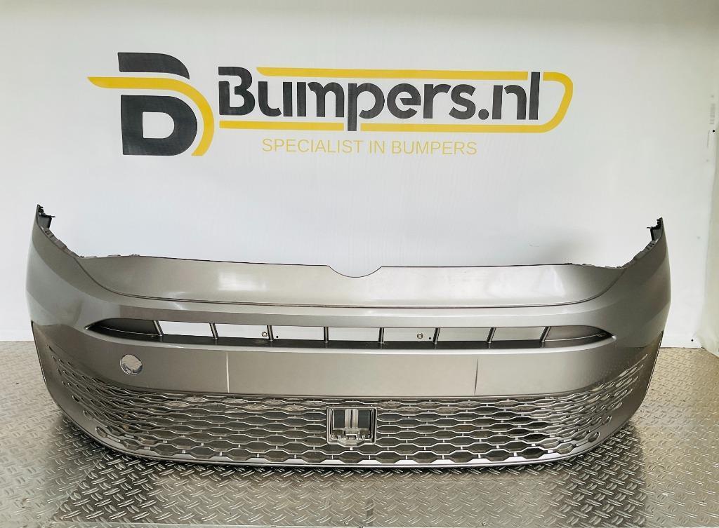 Bumper Volkswagen Caddy 2K7 2K7807221A Voorbumper 13004z, Ophalen of Verzenden