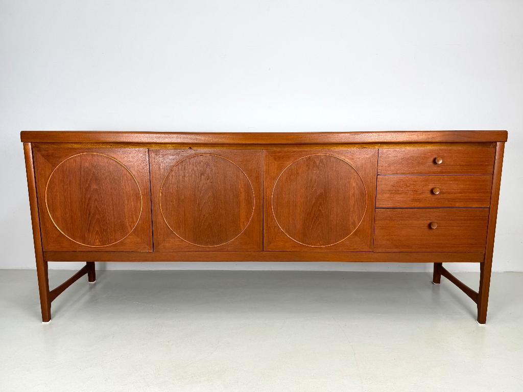 Vintage Nathan dressoir SALE., Huis en Inrichting, Kasten | Dressoirs, Verzenden, 150 tot 200 cm, Teakhout, Zo goed als nieuw
