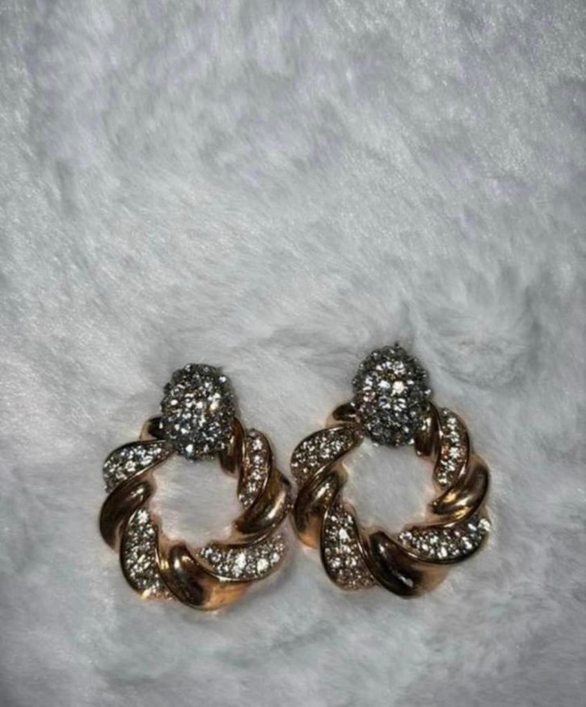 Zara oorbellen, Ophalen of Verzenden, Zo goed als nieuw, Goud, Overige materialen