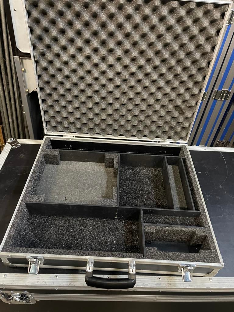 MEEKEL Flightcase koffer Draadloze Mics 48x57cm Klapdeksel, Muziek en Instrumenten, Behuizingen en Koffers, Ophalen, Gebruikt