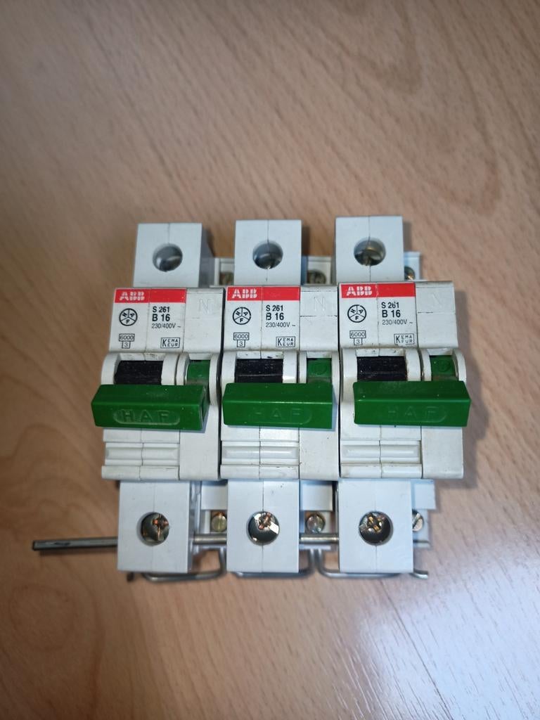 ABB / HAF (zekering)/automaten 16 A gebruikt, Ophalen of Verzenden, Gebruikt