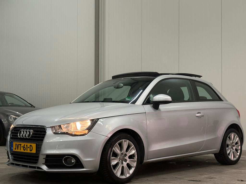 Audi A1 1.4 Tfsi /Pano/Automaat/Navi/airco/NewAPK/Stoelverw/, A1, Zwart, 4 cilinders, 4 stoelen