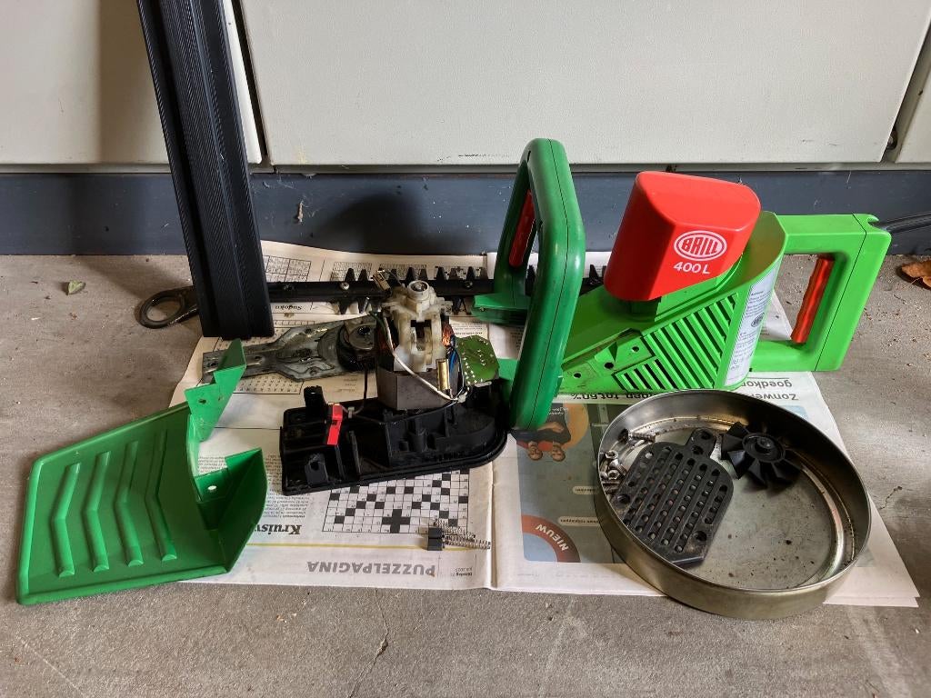 Brill 400 heggeschaar voor onderdelen, Tuin en Terras, Heggenscharen, Ophalen, Gebruikt, Elektrisch
