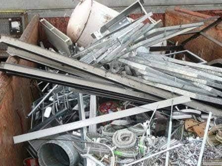 Gevraagd oud ijzer metaal export machines retour pallets, Doe-het-zelf en Verbouw, Metalen, Ophalen of Verzenden