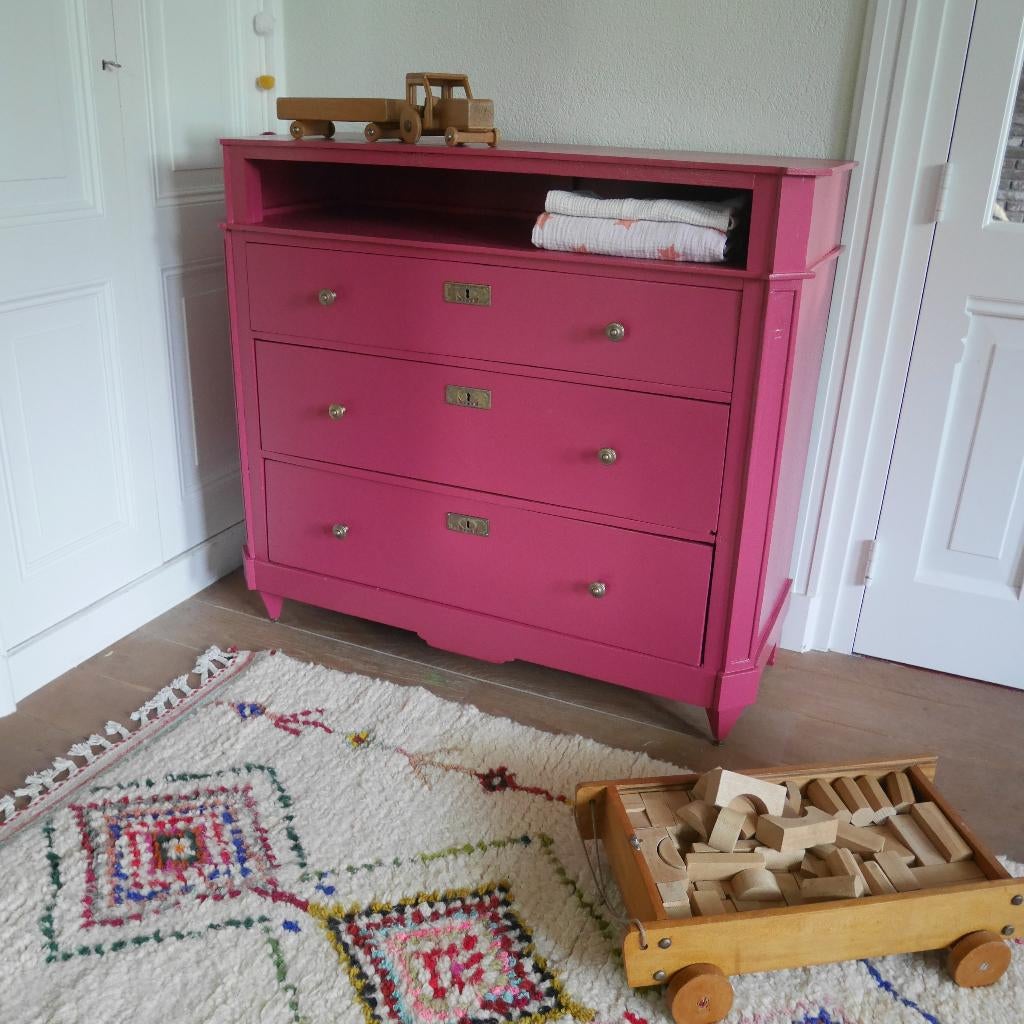 Vintage commode, Kinderen en Baby's, Kinderkamer | Commodes en Kasten, Gebruikt, 90 tot 105 cm, 100 cm of meer, 50 tot 70 cm, Ophalen