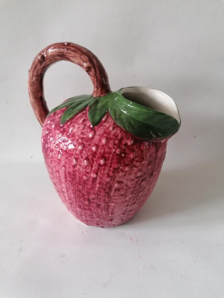 Italiaans keramieke kan in de vorm van een aardbei 20 cm, Antiek en Kunst, Antiek | Servies los, Ophalen of Verzenden