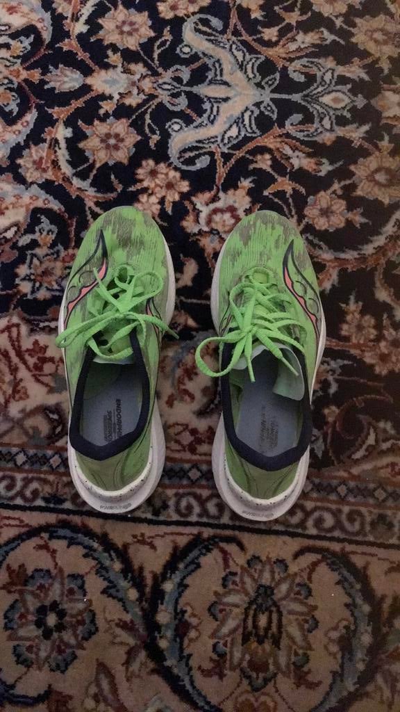 Saucony endorphin pro 3 carbon plaat, Ophalen of Verzenden, Zo goed als nieuw, Hardloopschoenen, Saucony