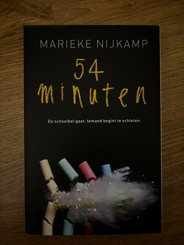 Marieke Nijkamp - 54 minuten, Boeken, Ophalen of Verzenden, Zo goed als nieuw, Marieke Nijkamp