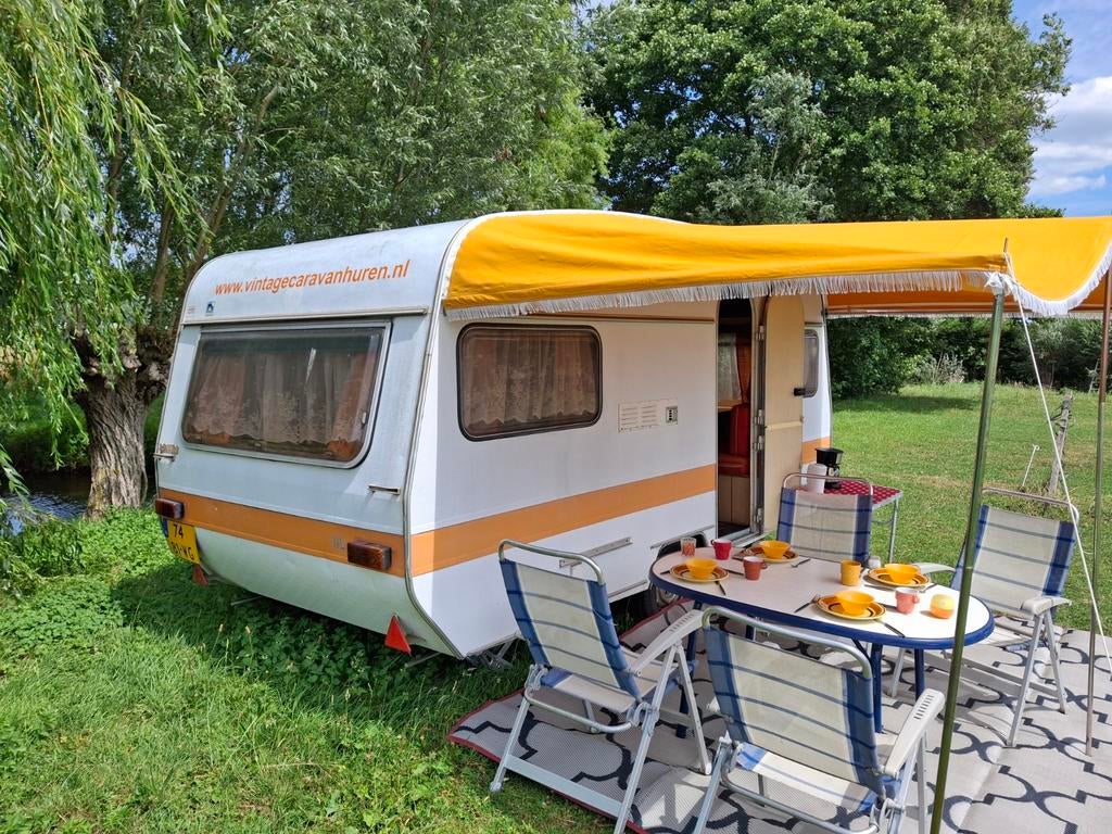 Te huur huren vintage caravan Pinksteren vakantie festival