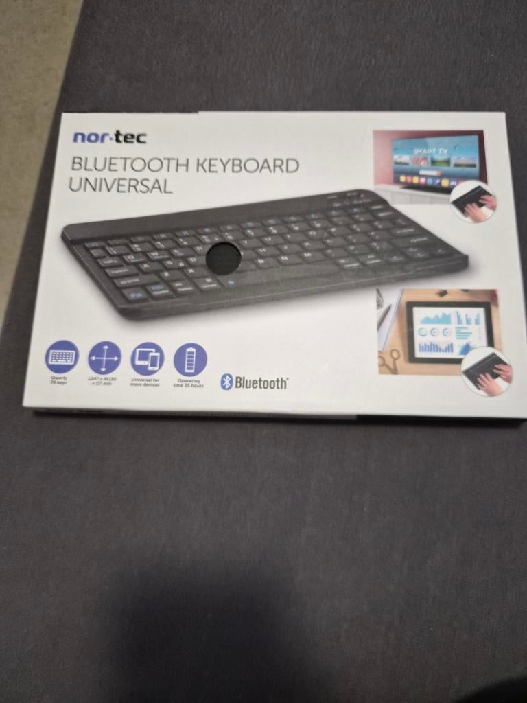 Bluetooth Keyboard - Universeel - Nieuwstaat, Computers en Software, Toetsenborden, Zo goed als nieuw, Qwerty, Draadloos, Opvouwbaar