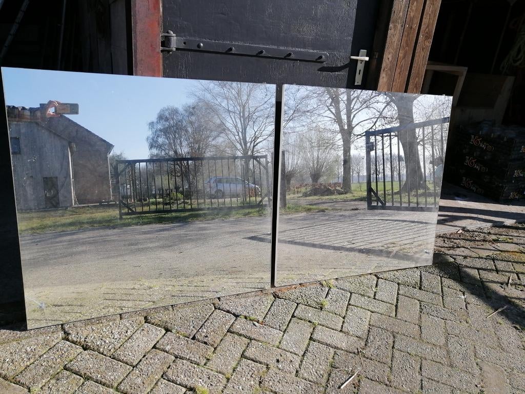 Spiegels op kastdeur 2 stuks, Doe-het-zelf en Verbouw, Glas en Ramen, Ophalen, Gebruikt, 80 tot 120 cm, 80 tot 120 cm