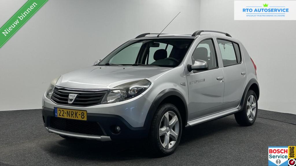 Dacia Sandero 1.6 Stepway AIRCO TREKHAAK LM., Auto's, Voorwielaandrijving, Stof, Zwart, 4 cilinders