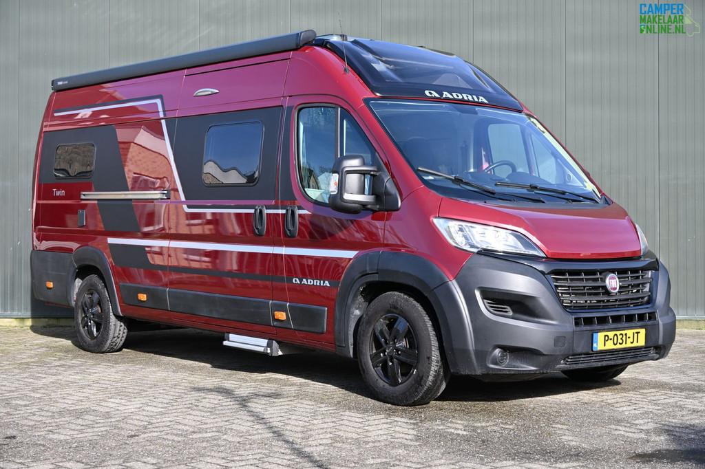 Adria Twin 640 SL 2018 Enkele bedden|Zonnepan.|Luifel|180 PK, Verwarmde buitenspiegels, Buscamper of Camperbus, Ringverwarming