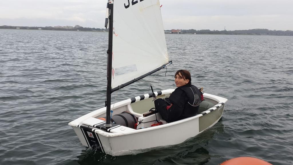 Wedstrijd Optimist met strandtrailer en complete uitrusting, Ophalen, Geen motor, Gebruikt, Optimist