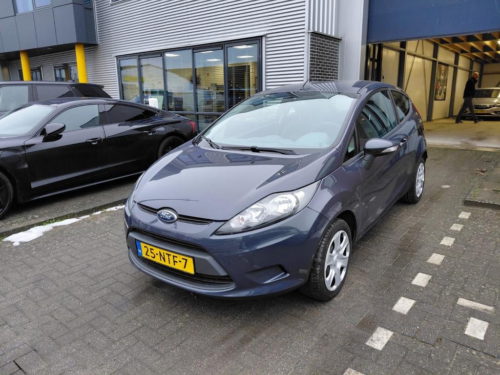 Ford Fiesta 1.25 2010 Airco Lage km stand, Bedrijf, Te koop