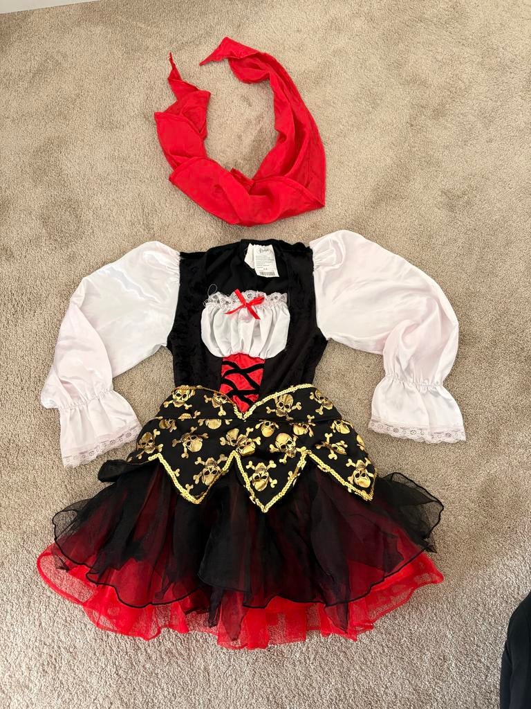 Piraat meisjes outfit carnaval verkleed - Zo goed als nieuw, Ophalen, Zo goed als nieuw, 134 t/m 140, Meisje