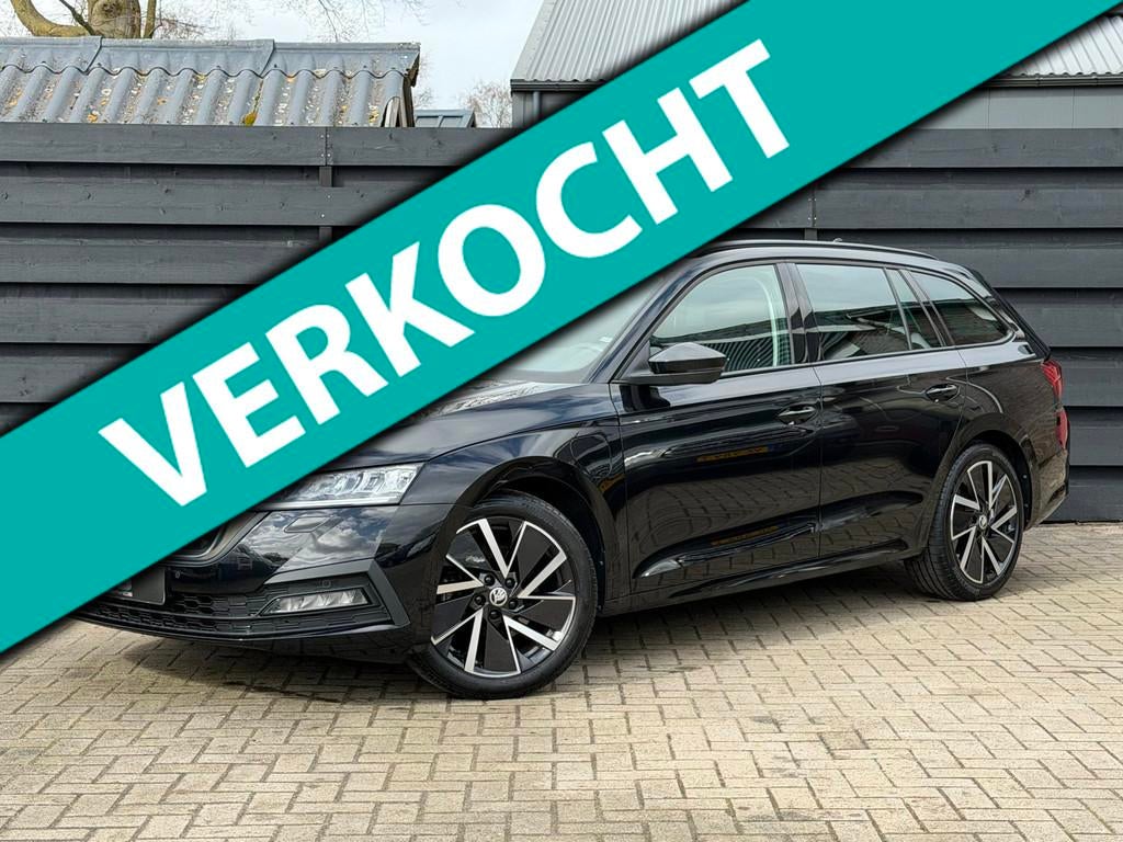 Skoda Octavia Combi 1.4 TSI iV PHEV Navi I Carplay I LED I P, 1556 kg, Stof, Gebruikt, Zwart