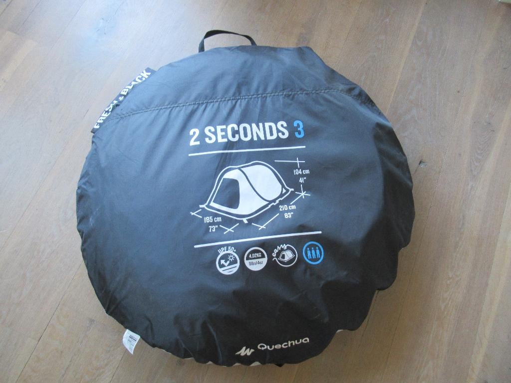 Fresh & black tent Quechua 2 seconds 3 personen. Z.G.A.N., Ophalen of Verzenden, Zo goed als nieuw, Tot en met 3