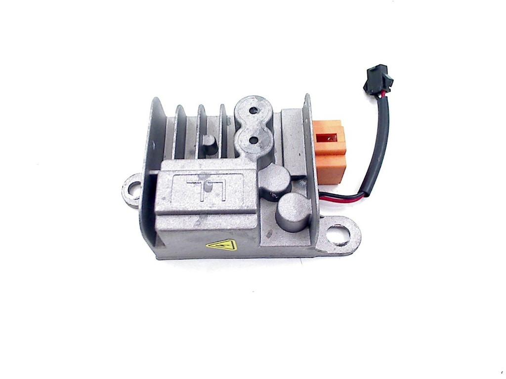 SPANNINGSREGELAAR Niu NQi GTS 2023 45KM EU (10107023), P.J. Troelstraweg 8 8
3144 CX  MAASSLUIS, NL, Info@cama-motorparts.nl, Overige typen