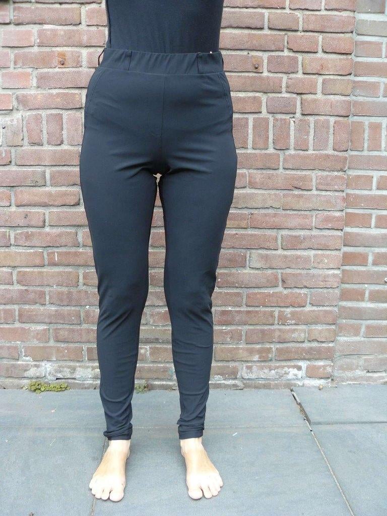 Keurige, zwarte Studio Anneloes broek maat S., Kleding | Dames, Studio Anneloes, Zwart, Ophalen of Verzenden, Zo goed als nieuw