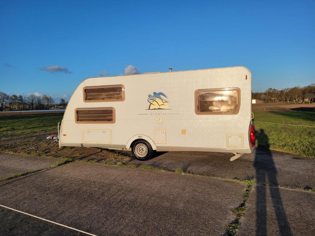 Knaus Sudwind 500 6 persoons stapelbed voortent, Caravans en Kamperen, Particulier, Knaus, Tot en met 6