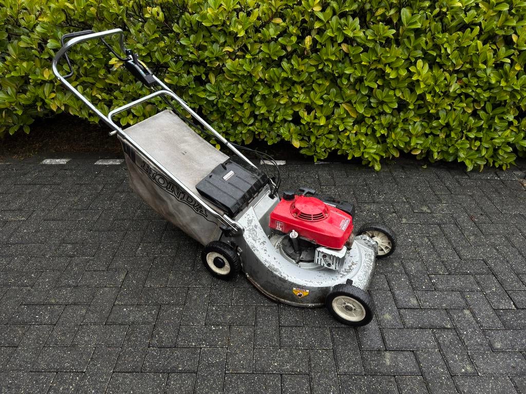 Honda benzine grasmaaier, Tuin en Terras, Grasmaaiers, Ophalen of Verzenden, Zo goed als nieuw, 50 cm of meer, Honda grasmaaier