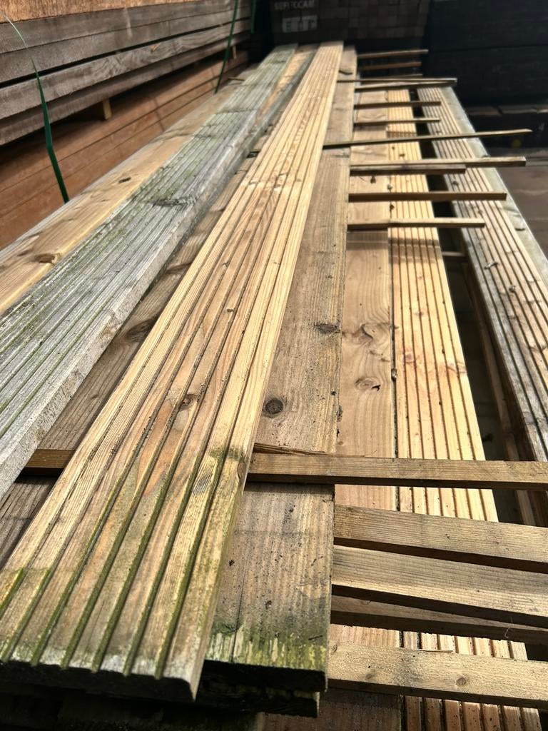 Douglas vlonderplank dekdeel 25x142 mm met ribbel, Tuin en Terras, Funs 8, Ophalen of Verzenden, Zo goed als nieuw, Hout